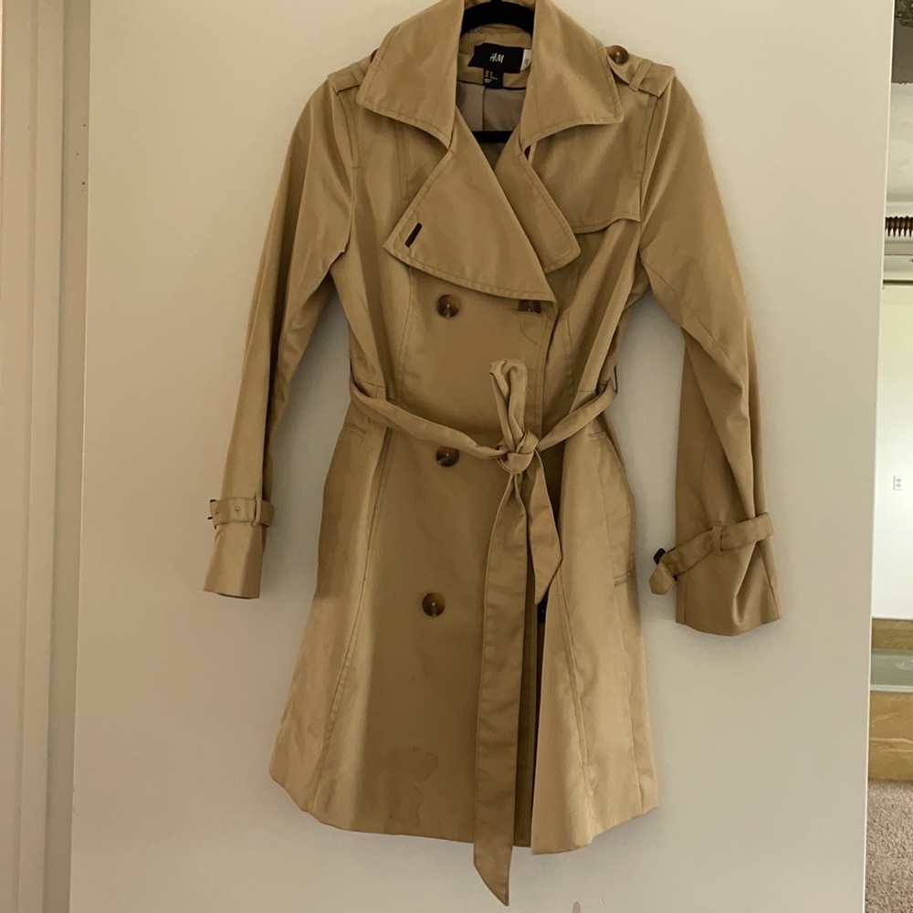 H & M trench coat, size 8